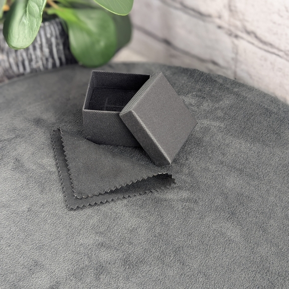 Colorful pride rainbow enamel band ring, LGBTQ+, in US sizes 7 8 9 10 11 - Picture 2 of 3